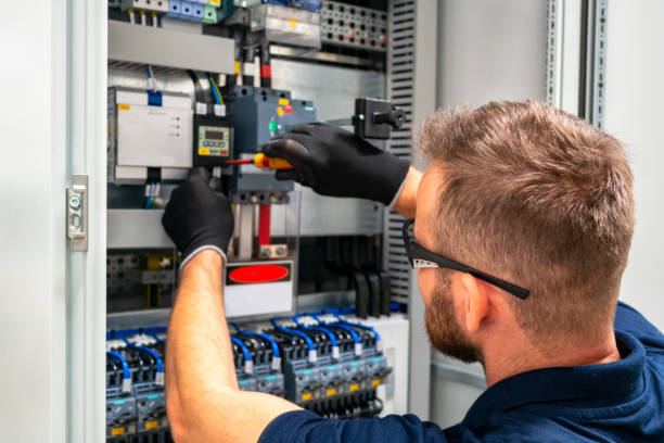 Best Commercial Electrician Services  in Riverside, NY